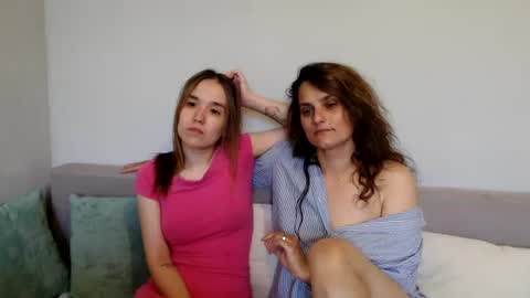 Alina and Mia online show from June 13, 10:24 am
