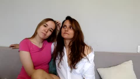 Alina and Mia online show from July 14, 5:56 am