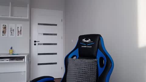 Emma  online show from January 16, 8:40 am