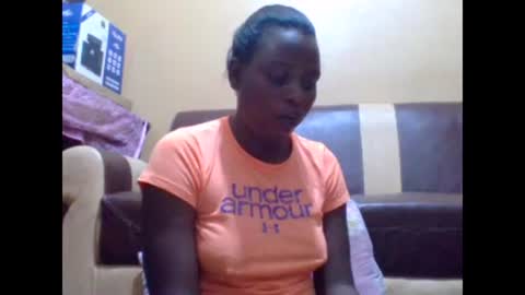 Snapshot of sweetib1 chatting on December 14, 4:23 am sweetib1 online show from December 14, 4:23 am