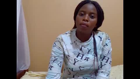 Snapshot of sweetib1 chatting on November 12, 5:52 am sweetib1 online show from November 12, 5:52 am