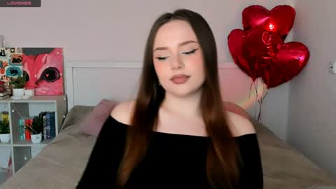 Snapshot of sweetie_candy_ chatting on June 13, 2:48 pm Hannah online show from June 13, 2:48 pm