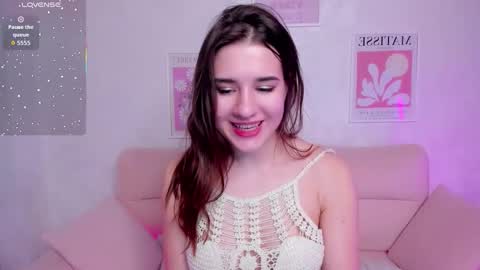 Snapshot of sweetie_catt chatting on November 28, 8:55 pm sweetie_catt online show from November 28, 8:55 pm