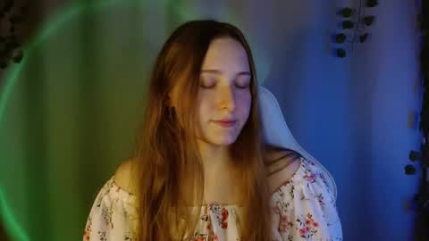 Snapshot of sweetie_lover chatting on September 28, 9:31 pm Annie online show from September 28, 9:31 pm