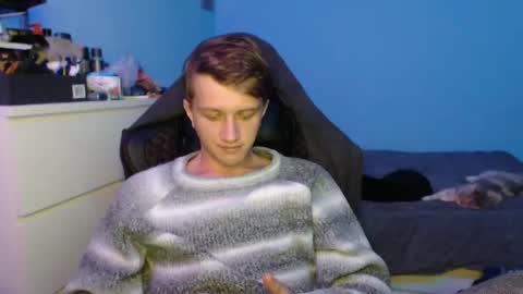 CAT online show from December 3, 9:13 pm