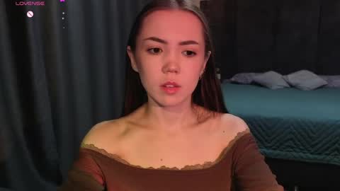 Snapshot of sweetieee_kira chatting on May 27, 3:14 am sweetieee_kira online show from May 27, 3:14 am