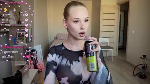 Snapshot of sweetielis chatting on September 12, 2:17 pm sweetie Lisa3 online show from September 12, 2:17 pm