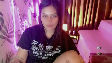 Snapshot of sweetjynn1995 chatting on June 12, 3:00 pm Sweet Jynn95 online show from June 12, 3:00 pm
