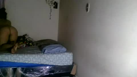 sweetkat12 online show from August 6, 4:25 am
