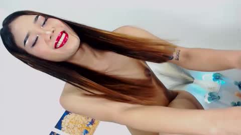 sweetkylecum online show from November 3, 4:03 am