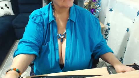 Snapshot of sweetladyrebeka chatting on January 20, 2:25 pm Rebeka online show from January 20, 2:25 pm