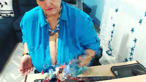 Snapshot of sweetladyrebeka chatting on February 28, 10:41 am Rebeka online show from February 28, 10:41 am