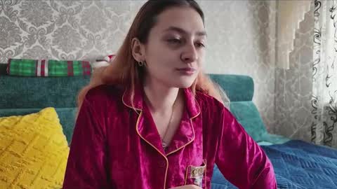 sweetliaison online show from February 10, 8:40 am