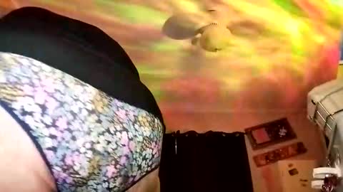 sweetlolajean online show from November 26, 10:33 pm