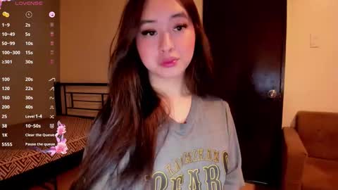 Zoe online show from November 12, 4:46 am