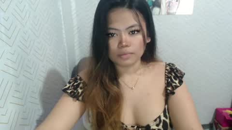 Snapshot of sweetlover_nicole chatting on July 25, 1:04 am NICOLE online show from July 25, 1:04 am