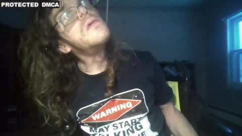 Snapshot of sweetman4u75 chatting on December 27, 10:16 pm Sweet Man online show from December 27, 10:16 pm