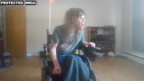 Snapshot of sweetman4u75 chatting on February 8, 10:08 pm Sweet Man online show from February 8, 10:08 pm