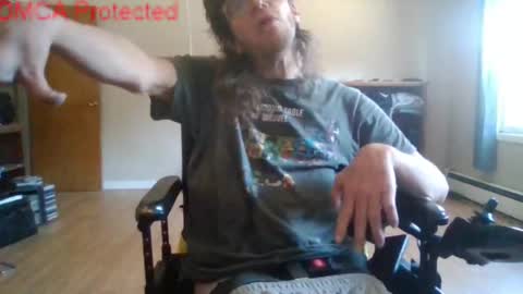 Snapshot of sweetman4u75 chatting on September 10, 7:14 pm Sweet Man online show from September 10, 7:14 pm