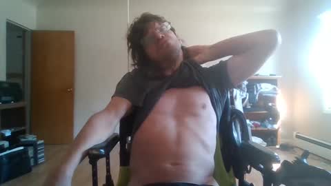 Snapshot of sweetman4u75 chatting on October 6, 4:37 pm Sweet Man online show from October 6, 4:37 pm