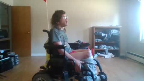 Snapshot of sweetman4u75 chatting on October 8, 6:05 pm Sweet Man online show from October 8, 6:05 pm