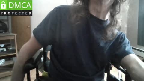 Snapshot of sweetman4u75 chatting on April 2, 9:01 pm Sweet Man online show from April 2, 9:01 pm