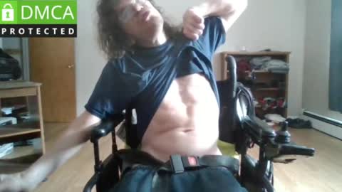 Snapshot of sweetman4u75 chatting on April 3, 3:32 pm Sweet Man online show from April 3, 3:32 pm