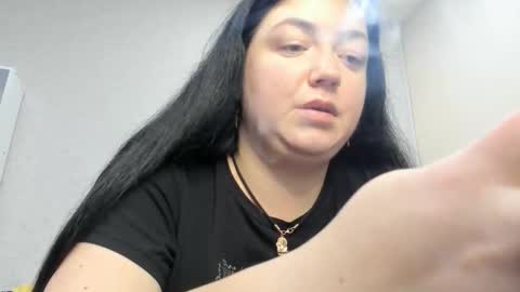 Snapshot of sweetmarylove chatting on December 17, 10:10 am sweetmarylove online show from December 17, 10:10 am