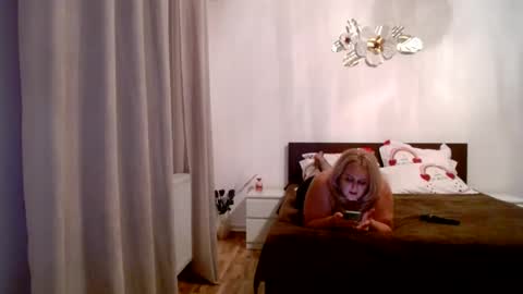 sweetmaya online show from July 28, 6:20 pm