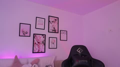 Snapshot of sweetmelii29 chatting on March 9, 3:11 am instagram melisabahamon online show from March 9, 3:11 am