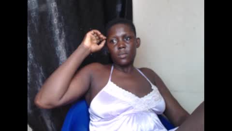 Snapshot of sweetnectarx chatting on March 2, 7:43 am sweetnectarx online show from March 2, 7:43 am