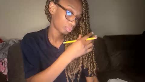 Snapshot of sweetness_cool chatting on October 25, 1:46 am sweetness_cool online show from October 25, 1:46 am