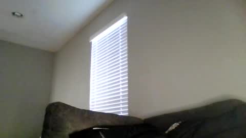 Snapshot of sweetness_cool chatting on December 16, 6:57 pm sweetness_cool online show from December 16, 6:57 pm