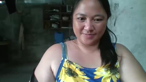 Snapshot of sweetnike chatting on October 13, 12:21 am sweetnike online show from October 13, 12:21 am