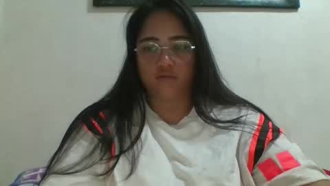 Snapshot of sweetnike chatting on October 16, 3:07 am sweetnike online show from October 16, 3:07 am