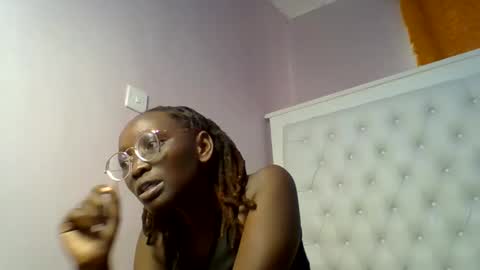 Novah girlie online show from June 8, 1:44 pm