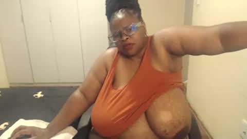 sweetnoziexxx online show from February 27, 4:53 pm