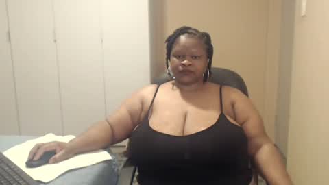 sweetnoziexxx online show from September 27, 4:39 am