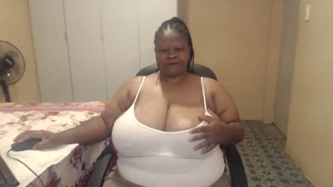 sweetnoziexxx online show from January 9, 5:10 am