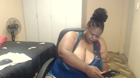 sweetnoziexxx online show from March 27, 8:26 am