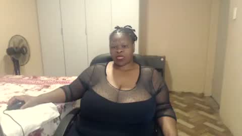 sweetnoziexxx online show from April 10, 6:29 am