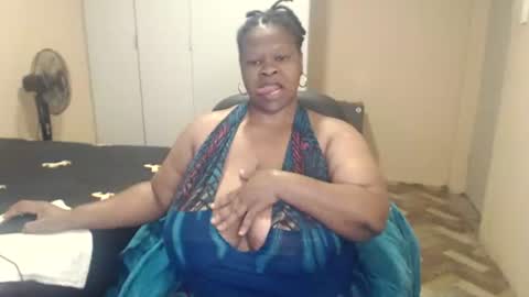 sweetnoziexxx online show from May 30, 7:49 am