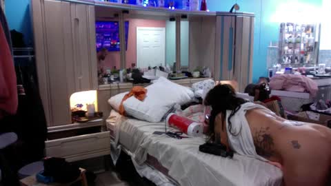 Snapshot of sweetnsexy95 chatting on February 5, 4:48 am WeAim2PZzz online show from February 5, 4:48 am