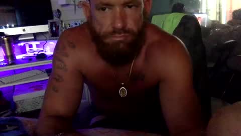 Snapshot of sweetnsexy95 chatting on March 4, 11:00 pm WeAim2PZzz online show from March 4, 11:00 pm