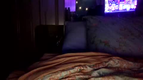 Snapshot of sweetnsexy95 chatting on March 12, 9:55 am WeAim2PZzz online show from March 12, 9:55 am