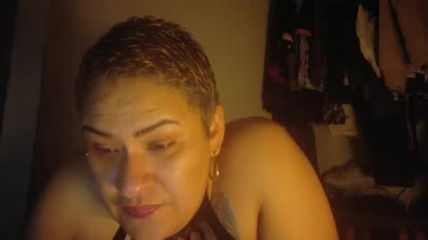 Snapshot of sweetp3ach29 chatting on December 29, 6:35 am sweetp3ach29 online show from December 29, 6:35 am