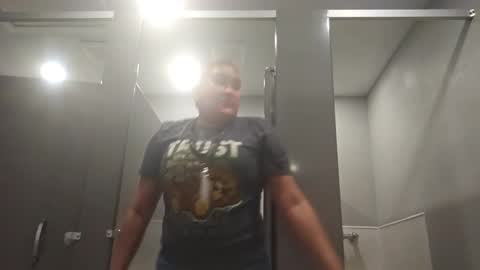 Snapshot of sweetp3ach29 chatting on February 2, 11:21 pm sweetp3ach29 online show from February 2, 11:21 pm