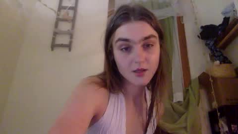 sweetpeach232323 online show from December 20, 2:19 am
