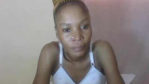 Snapshot of sweetpetite254 chatting on July 8, 1:26 pm ESTHER online show from July 8, 1:26 pm