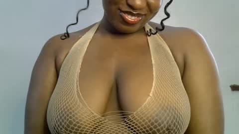 LILY BRANDY online show from April 25, 7:22 am
